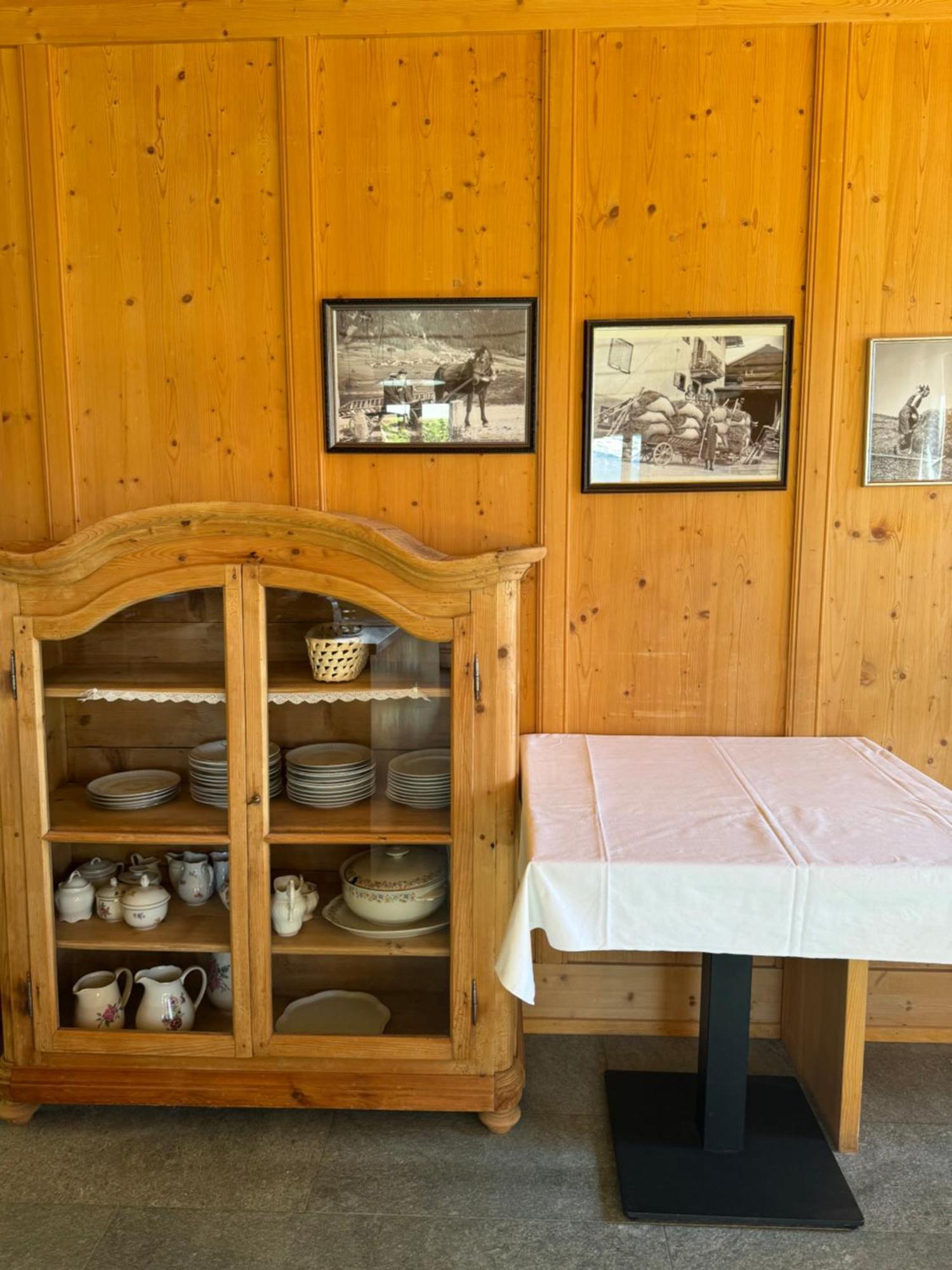 Ustreia Orta Bed & Breakfast Lohn Luaran gambar